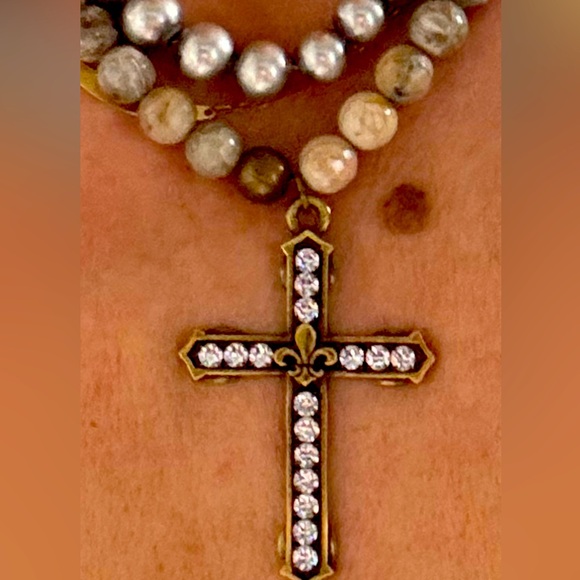 French Kande cross necklace form the chatelet collection circa 2018 - Picture 1 of 3